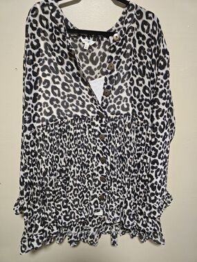 Plus Size 3X Woman's Terra & Sky Button Animal Leopard Print Blouse